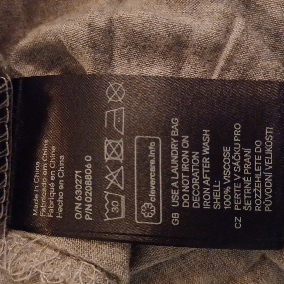 H&M Bejeweled Gray Heathered Tee- Sz. XS - Picture 3 of 12